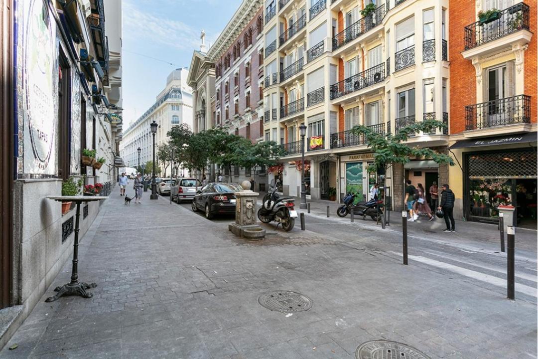 Refurnished One-bedroom Letras Apartament