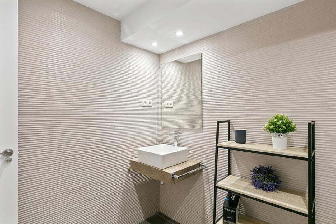 Refurnished One-bedroom Letras Apartament *